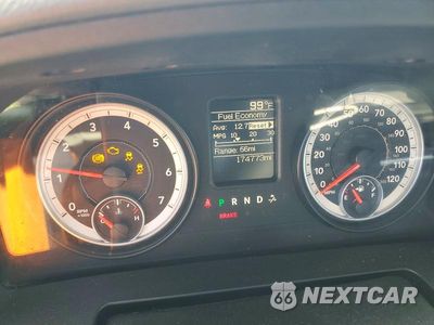 Zdjęcie 9 z 12 samochodu: 2014 RAM 1500 ST VIN:3C6JR6DG7EG101017 - miniatura
