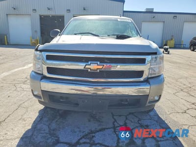 Piąte zdjęcie samochodu w środku: 2008 CHEVROLET SILVERADO K1500 VIN:3GCEK13J18G222726 - miniatura