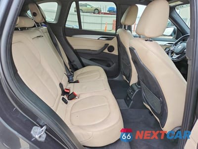 Zdjęcie 10 z 12 samochodu: 2017 BMW X1 XDRIVE28I VIN:WBXHT3C34H5F76017 - miniatura