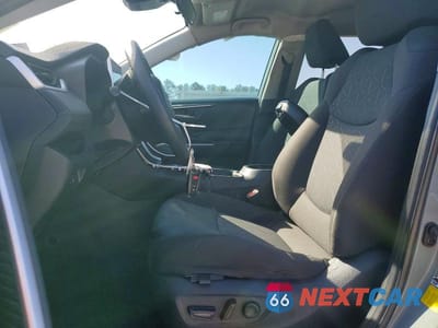 Zdjęcie 7 z 13 samochodu: 2023 TOYOTA RAV4 XLE VIN:2T3W1RFV1PW257849 - miniatura
