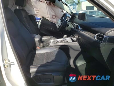 Zdjęcie 7 z 13 samochodu: 2023 MAZDA CX-5 PREMIUM PLUS VIN:JM3KFBEM3P0205084 - miniatura