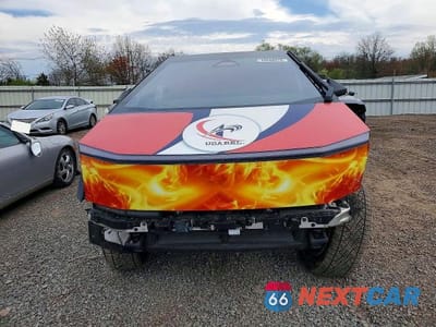 Piąte zdjęcie samochodu w środku: 2024 TESLA CYBERTRUCK VIN:7G2CEHED0RA049734 - miniatura