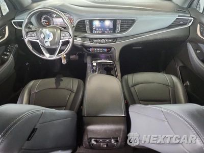 Zdjęcie 8 z 13 samochodu: 2022 BUICK ENCLAVE ESSENCE VIN:5GAEVAKWXNJ162235 - miniatura