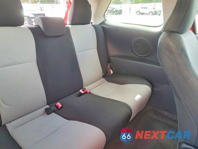 Zdjęcie 10 z 12 samochodu: 2014 TOYOTA YARIS 3-DOOR L VIN:JTDJTUD37ED578779 - miniatura