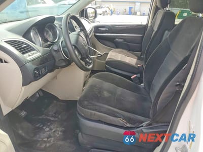 Zdjęcie 7 z 12 samochodu: 2019 DODGE GRAND CARAVAN SE VIN:2C4RDGBG7KR572495 - miniatura