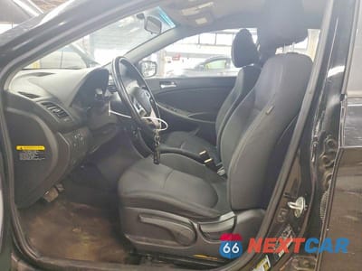Zdjęcie 7 z 11 samochodu: 2016 HYUNDAI ACCENT SPORT VIN:KMHCU5AE1GU237152 - miniatura