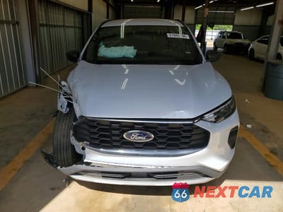 Piąte zdjęcie samochodu w środku: 2025 FORD ESCAPE ST LINE VIN:1FMCU0MN4SUB31981 - miniatura