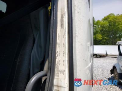 Zdjęcie 10 z 10 samochodu: 2020 VOLVO VNL SEMI TRUCK VIN:4V4NC9EH1LN226429 - miniatura