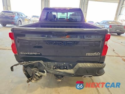 Zdjęcie 6 z 12 samochodu: 2022 CHEVROLET SILVERADO K1500 HIGH COUNTRY VIN:1GCUDJET7NZ604632 - miniatura