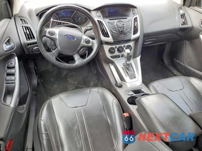 Zdjęcie 8 z 12 samochodu: 2013 FORD FOCUS SE VIN:1FADP3F26DL295168 - miniatura