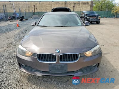 Piąte zdjęcie samochodu w środku: 2014 BMW 320 I VIN:WBA3B1C52EK131234 - miniatura