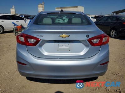 Zdjęcie 6 z 12 samochodu: 2017 CHEVROLET CRUZE LS VIN:1G1BC5SM1H7161921 - miniatura