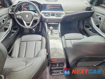 Zdjęcie 8 z 12 samochodu: 2019 BMW 330XI VIN:WBA5R7C5XKFH01477 - miniatura