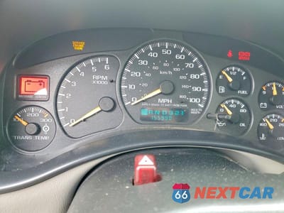 Zdjęcie 9 z 13 samochodu: 2002 GMC YUKON XL K2500 VIN:3GKGK26G32G147988 - miniatura