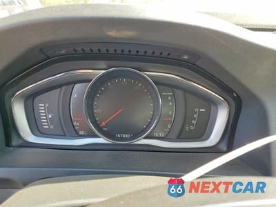 Zdjęcie 9 z 12 samochodu: 2017 VOLVO S60 DYNAMIC VIN:YV140MTLXH2428540 - miniatura