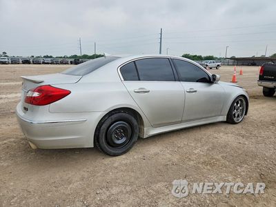 Trzecie zdjęcie samochodu z tyłu: 2013 HYUNDAI GENESIS 5.0L VIN:KMHGC4DH9DU242082 - miniatura