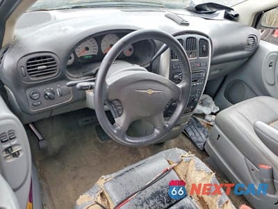 Zdjęcie 8 z 13 samochodu: 2005 CHRYSLER TOWN & COUNTRY TOURING VIN:2C4GP54L15R559002 - miniatura