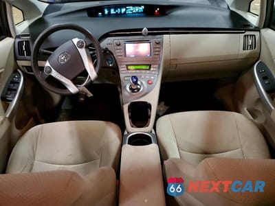 Zdjęcie 8 z 12 samochodu: 2012 TOYOTA PRIUS TWO VIN:JTDKN3DU7C5410875 - miniatura