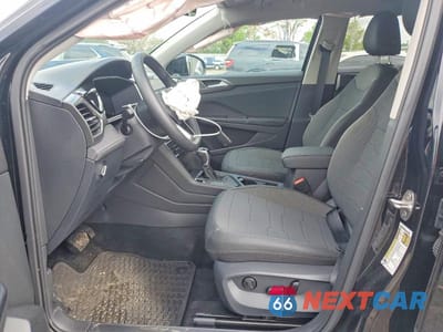 Zdjęcie 7 z 13 samochodu: 2025 VOLKSWAGEN TAOS SE BLACK VIN:3VV3C7B29SM041370 - miniatura