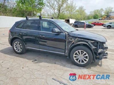 Czwarte zdjęcie samochodu z boku: 2016 AUDI Q5 PREMIUM PLUS VIN:WA1L2AFP5GA129979 - miniatura