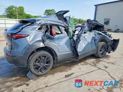 Trzecie zdjęcie samochodu z tyłu: 2025 MAZDA CX-30 PREFERRED VIN:3MVDMBCM3SM773480 - miniatura