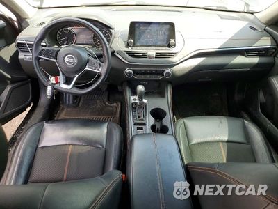 Zdjęcie 8 z 12 samochodu: 2019 NISSAN ALTIMA 2.5 SR VIN:1N4BL4CW2KC142980 - miniatura