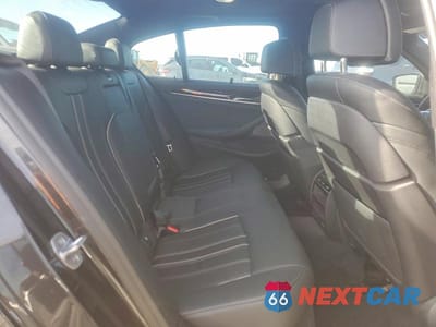 Zdjęcie 10 z 13 samochodu: 2020 BMW M550XI VIN:WBAJS7C0XLBN96596 - miniatura