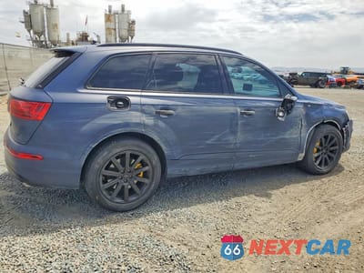 Trzecie zdjęcie samochodu z tyłu: 2018 AUDI Q7 BASE VIN:WA1VAAF76JD013272 - miniatura