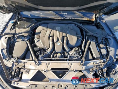 Zdjęcie 11 z 12 samochodu: 2017 BMW 750 XI VIN:WBA7F2C53HG421565 - miniatura