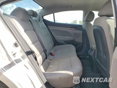 Zdjęcie 10 z 11 samochodu: 2018 HYUNDAI ELANTRA SEL VIN:5NPD84LF6JH254236 - miniatura