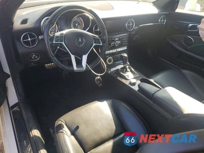 Zdjęcie 8 z 12 samochodu: 2015 MERCEDES-BENZ SLK 250 VIN:WDDPK4HA3FF109903 - miniatura