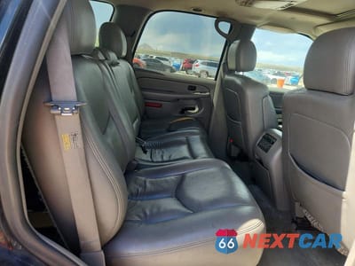 Zdjęcie 11 z 13 samochodu: 2004 CHEVROLET TAHOE K1500 VIN:1GNEK13Z04J307174 - miniatura