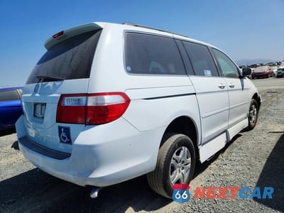 Trzecie zdjęcie samochodu z tyłu: 2006 HONDA ODYSSEY EX VIN:5FNRL38496B447251 - miniatura