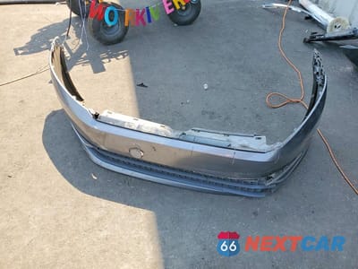 Zdjęcie 12 z 13 samochodu: 2015 VOLKSWAGEN PASSAT S VIN:1VWAT7A31FC075565 - miniatura
