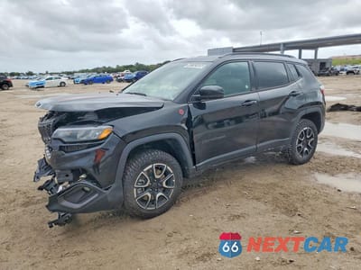 2025 JEEP COMPASS TRAILHAWK 3C4NJDDN4ST604222 - główne zdjęcie licytacji z USA - miniatura