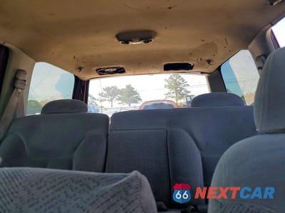 Zdjęcie 10 z 13 samochodu: 1995 CHEVROLET TAHOE C1500 VIN:1GNEC13K6SJ397881 - miniatura