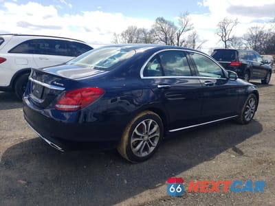Trzecie zdjęcie samochodu z tyłu: 2016 MERCEDES-BENZ C 300 4MATIC VIN:55SWF4KB5GU099374 - miniatura