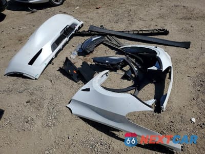 Zdjęcie 13 z 14 samochodu: 2022 TESLA MODEL Y VIN:7SAYGDEF0NF397305 - miniatura