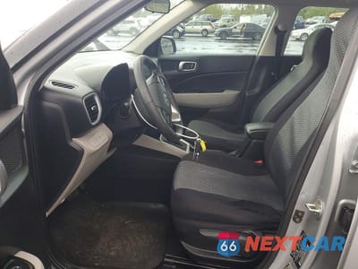 Zdjęcie 7 z 13 samochodu: 2020 HYUNDAI VENUE SEL VIN:KMHRC8A36LU018114 - miniatura
