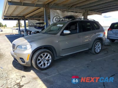 2011 BMW X5 XDRIVE35I 5UXZV4C54BL738911 - główne zdjęcie licytacji z USA - miniatura