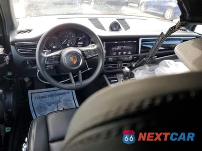 Zdjęcie 8 z 13 samochodu: 2025 PORSCHE MACAN BASE VIN:WP1AA2A51SLB01569 - miniatura
