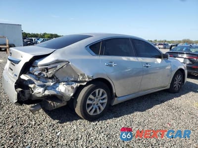 Trzecie zdjęcie samochodu z tyłu: 2013 NISSAN ALTIMA 2.5 VIN:1N4AL3AP1DC114723 - miniatura