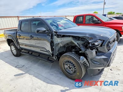 Czwarte zdjęcie samochodu z boku: 2025 TOYOTA TACOMA SR5 VIN:3TYKB5FN7ST029972 - miniatura
