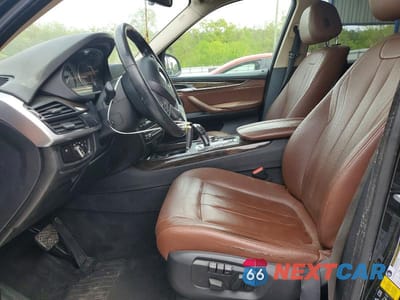 Zdjęcie 7 z 12 samochodu: 2016 BMW X5 XDRIVE35I VIN:5UXKR0C57G0P26808 - miniatura