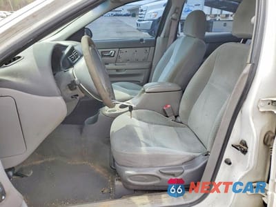 Zdjęcie 7 z 11 samochodu: 2001 FORD TAURUS LX VIN:1FAFP52201A238921 - miniatura