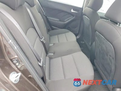 Zdjęcie 10 z 11 samochodu: 2017 KIA FORTE LX VIN:3KPFK4A73HE124659 - miniatura