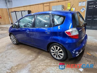 Drugie zdjęcie samochodu z przodu: 2010 HONDA FIT VIN:JHMGE8H23AC012131 - miniatura