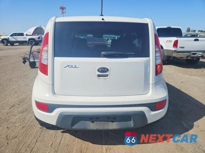 Zdjęcie 6 z 11 samochodu: 2012 KIA SOUL BASE VIN:KNDJT2A50C7436926 - miniatura