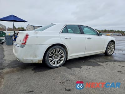 Trzecie zdjęcie samochodu z tyłu: 2011 CHRYSLER 300 LIMITED VIN:2C3CA5CGXBH585172 - miniatura