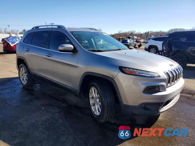 Czwarte zdjęcie samochodu z boku: 2016 JEEP CHEROKEE LATITUDE VIN:1C4PJMCS3GW225391 - miniatura